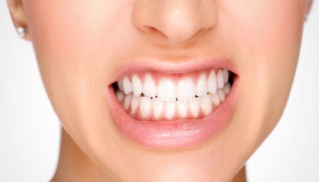 دلایل و درمان دندان قروچه